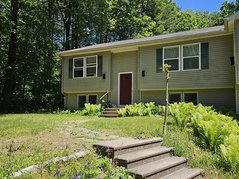 47 Richardson Rd #C — Photo 1