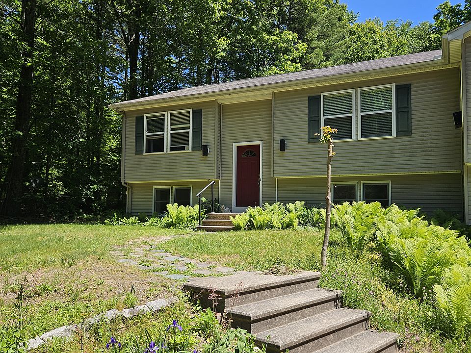 1st image of 47 Richardson Rd #C