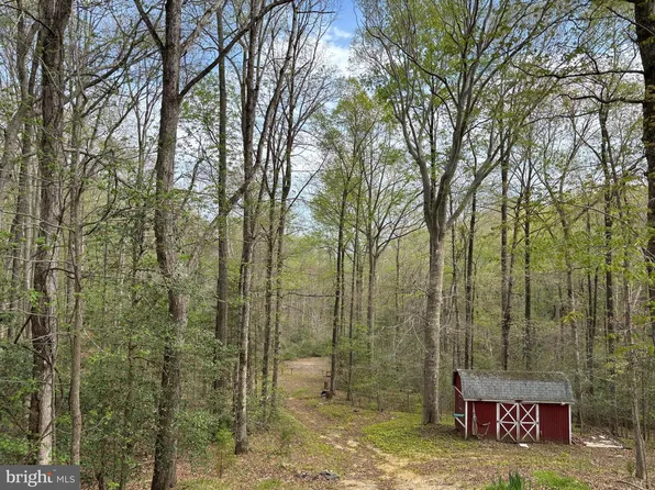 39655 Persimmon Creek Rd, Mechanicsville, MD 20659