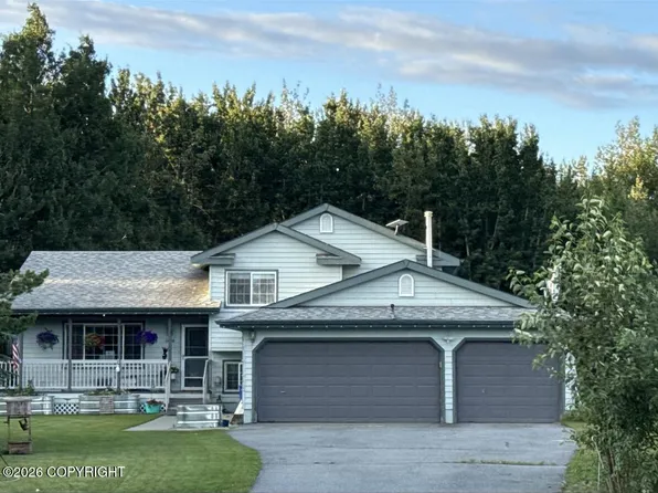 1104 S Katie Cir, Palmer, AK 99645