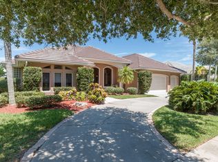 310 Newport Dr, Indialantic, FL 32903