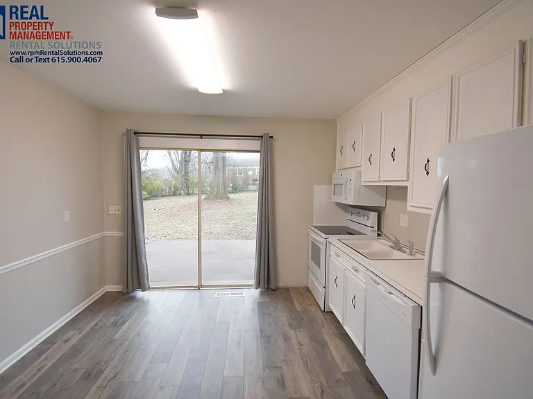 1003 W Clark Blvd — Photo 7