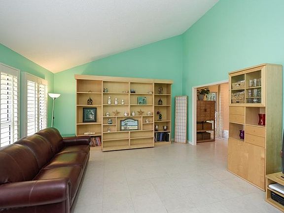 4th image of 5352 Siesta Ct