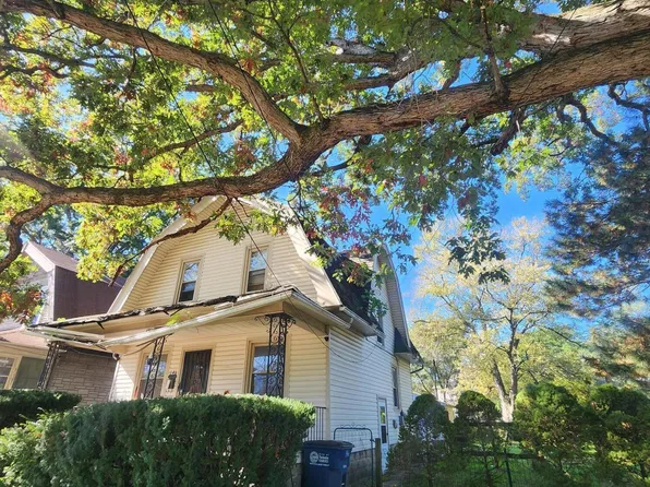 146 S Detroit Ave, Toledo, OH 43609