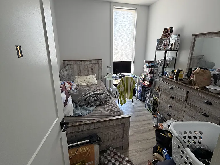 316 Somerset St E #1-R4 — Photo 1