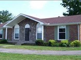 2636 Memorial Dr, Clarksville, TN 37043