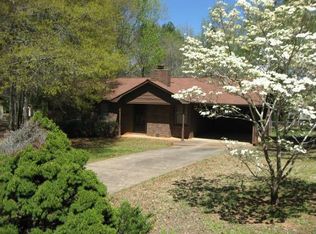 165 Rocky Dr, Athens, GA 30607