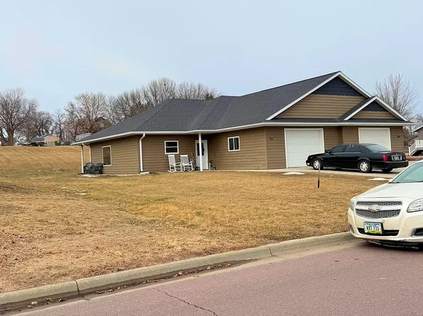 311 Tennessee Ave, Adrian, MN 56110