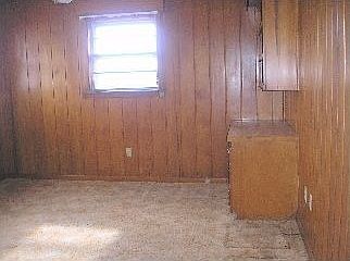 1st image of 1718 Lee St