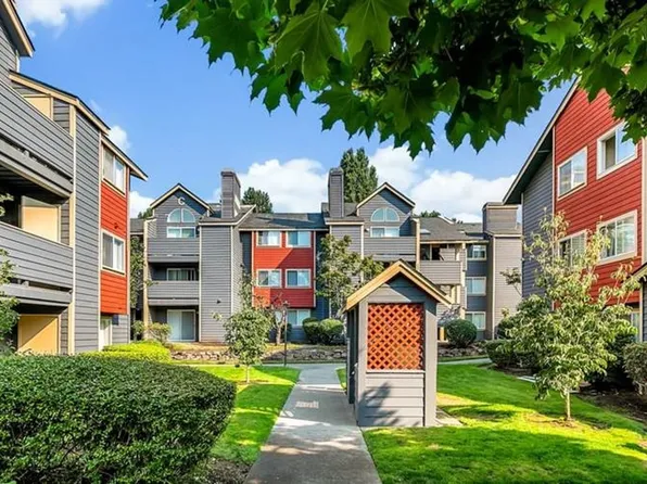 Glade Park Apartments