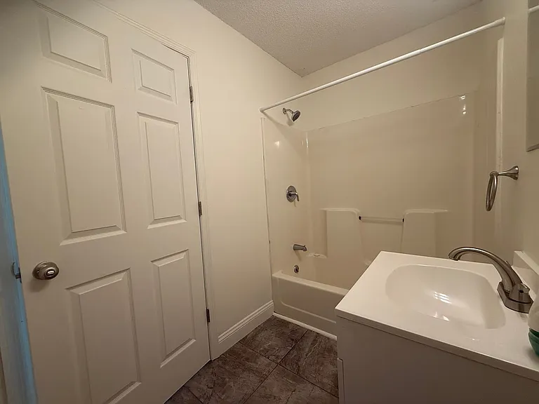 1541 Southside Rd — Photo 15