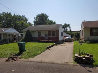 10428 Presley Rd, Saint Louis, MO 63137