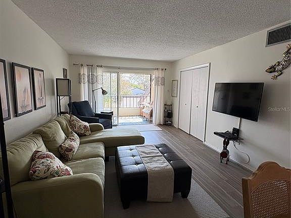 5th image of 2207 Belleair Rd #30B
