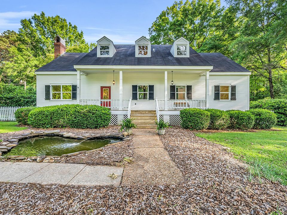 1st image of 484 Southgate Dr
