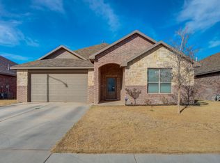 812 N 3rd St, Wolfforth, TX 79382