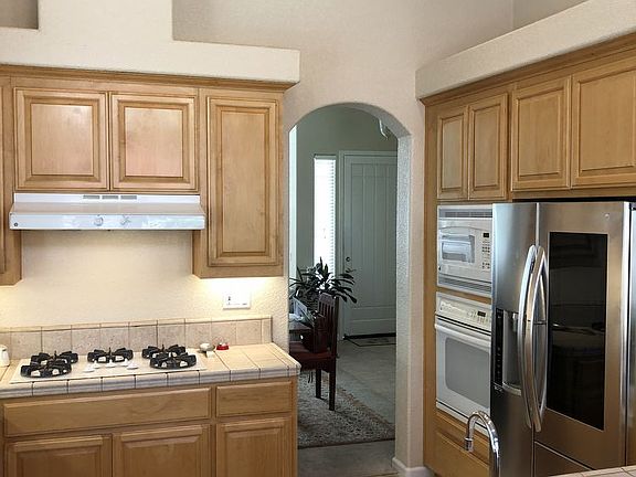 4th image of 500 Loon Dr