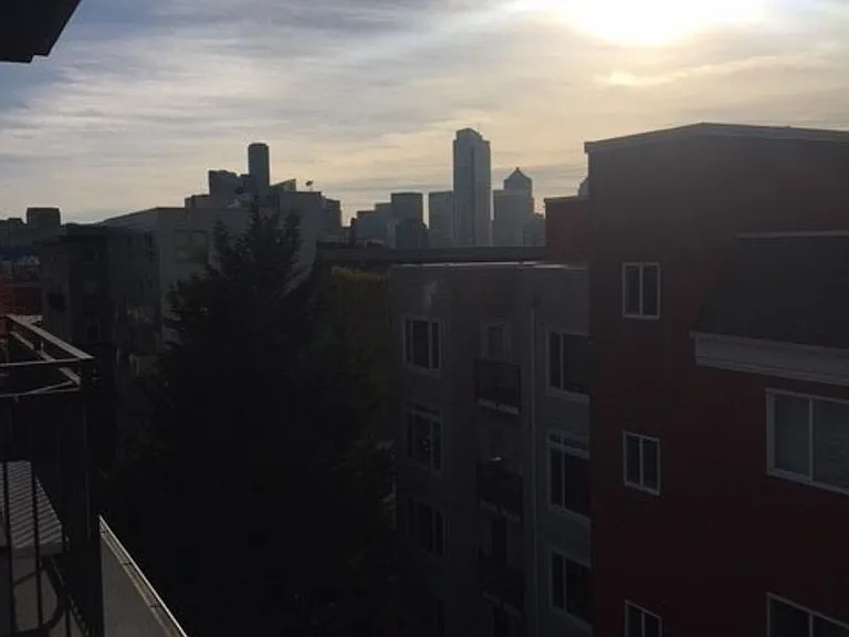 Affordable Studios on Cap Hill! — Photo 27