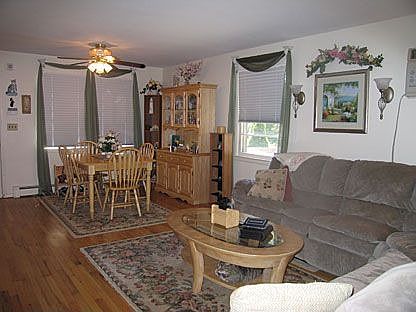 3rd image of 18 Washington Ave