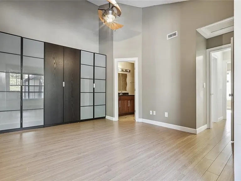 1007 Sandy Lane Dr — Photo 18