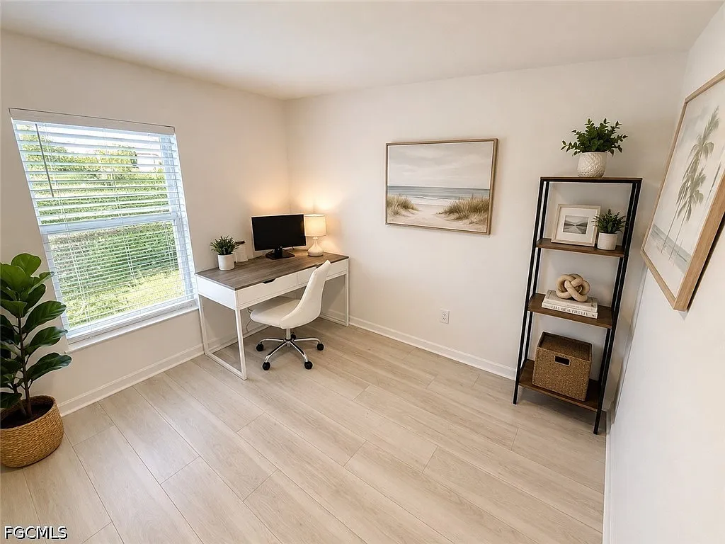 3 bed, 2.0 bath, 1551 sqft, $2,250 — Photo 4