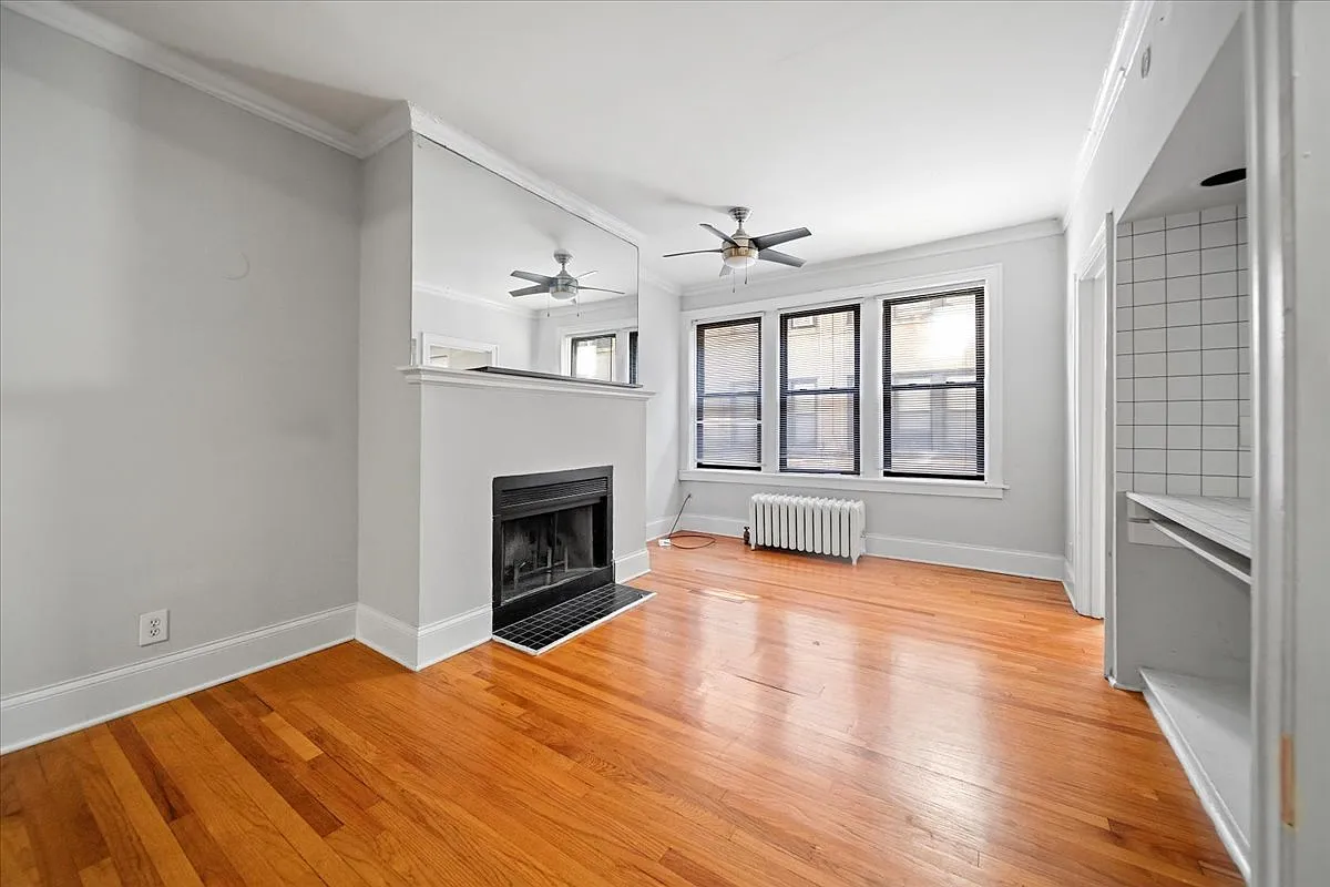 1 bed, $2,195 — Photo 2