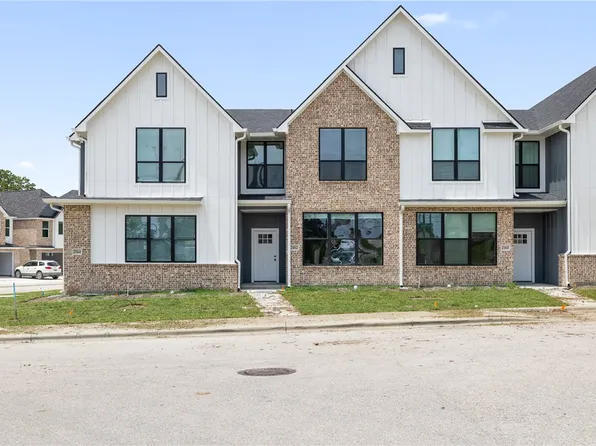 2162 Big River St, College Station, TX 77840