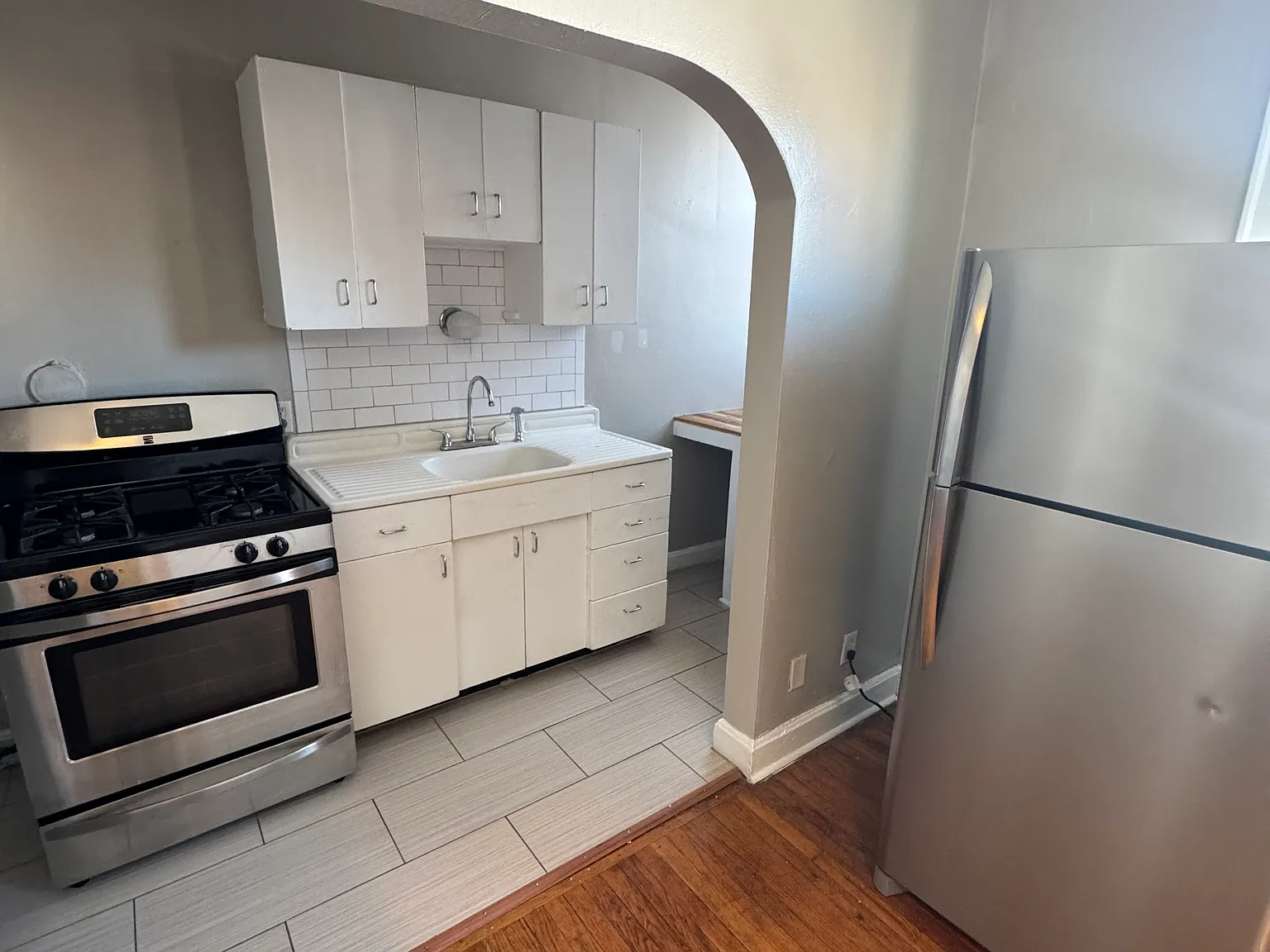 1 bed, 600 sqft, $1,000 — Photo 4