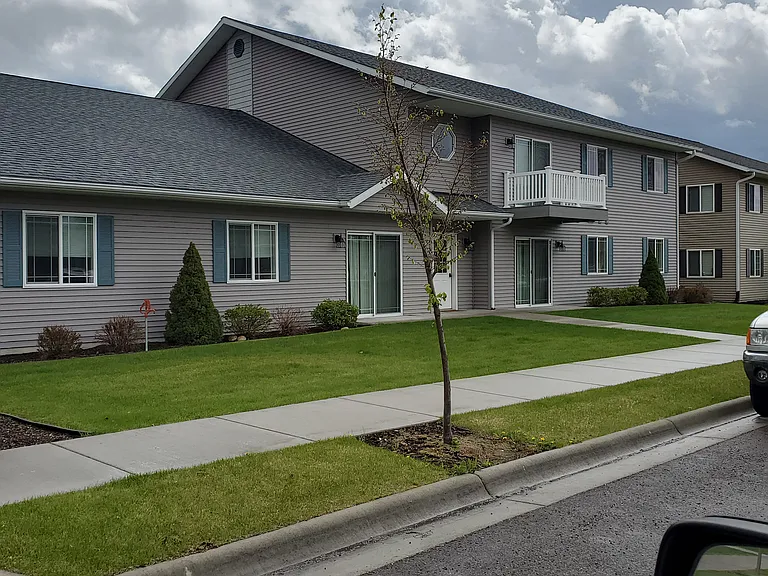 16 Diane Rd #D — Photo 10