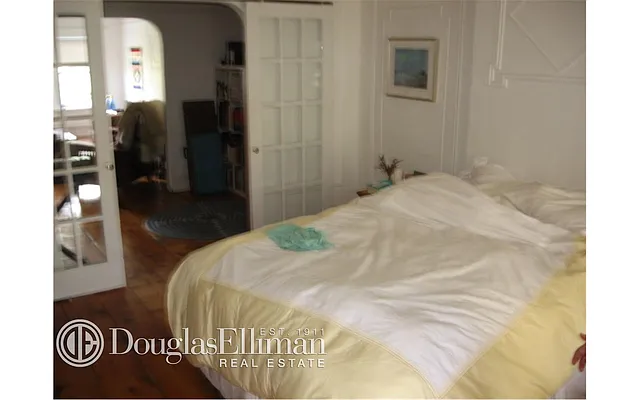 Rented by Douglas Elliman | media 3
