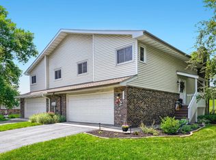 6130 Creek View Trl, Minnetonka, MN 55345