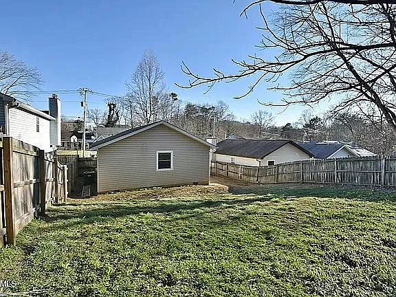 1701 Woodpointe Dr — Photo 16
