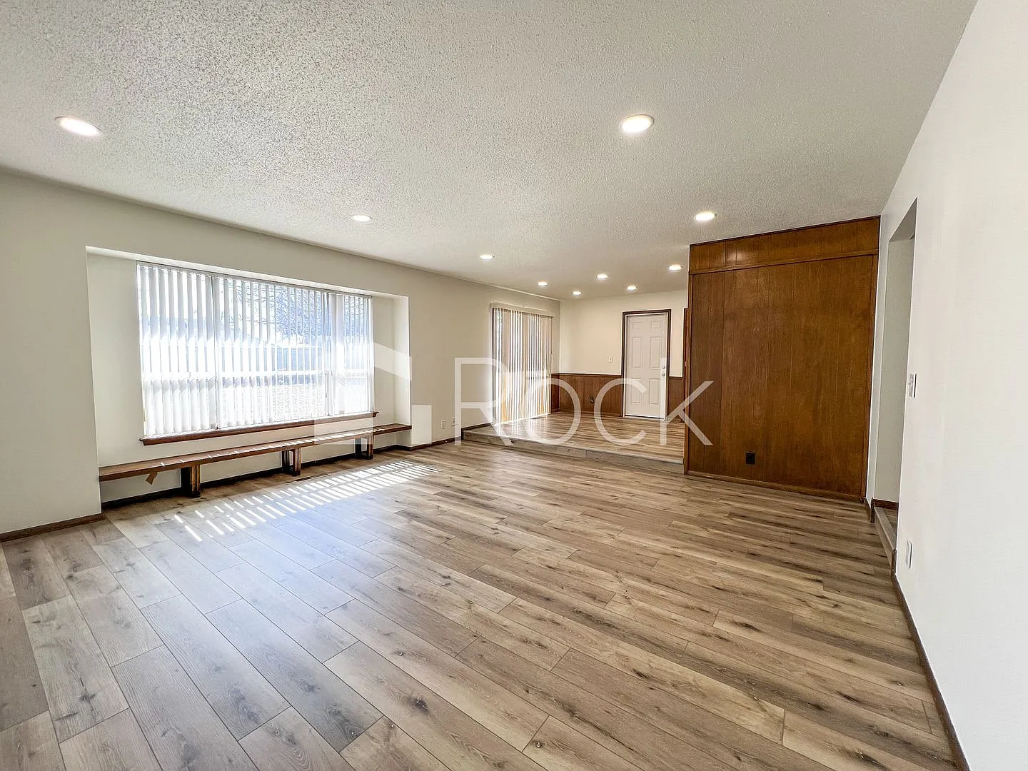 3-Bed 2-Bath Charming Mid-Century Modern — Photo 4