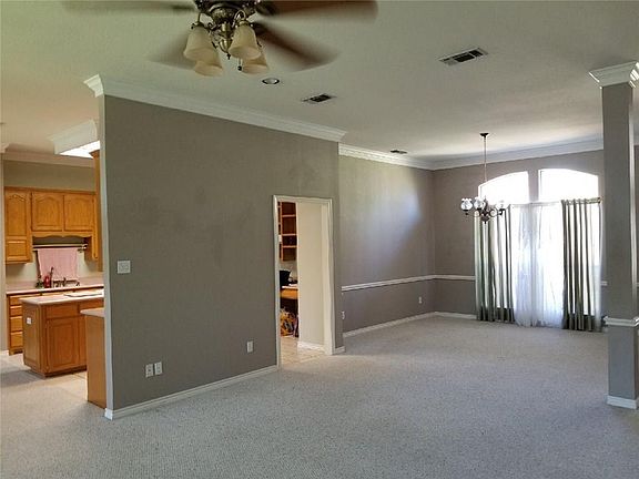 4th image of 3904 Monterrey Dr