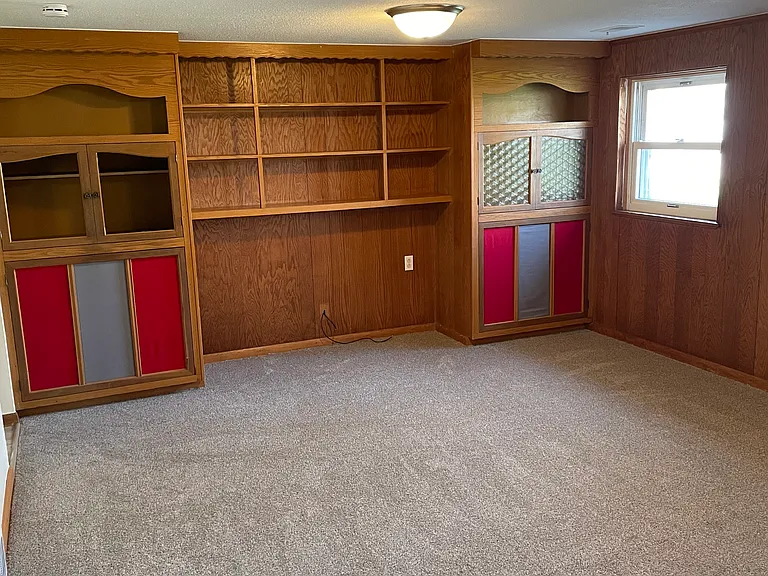 4045 Clover Ridge Ct — Photo 10