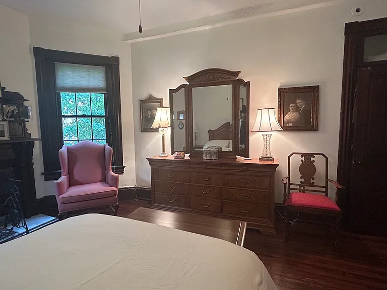 Second floor guest bedroom