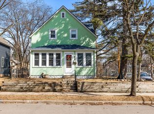 3002 Upton Ave N, Minneapolis, MN 55411