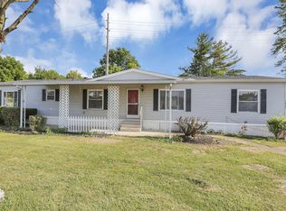 1847 Bluffstone Ct, Grove City, OH 43123