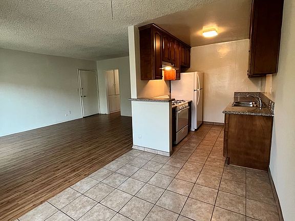 2nd image of 3352 Bagley Ave APT 6