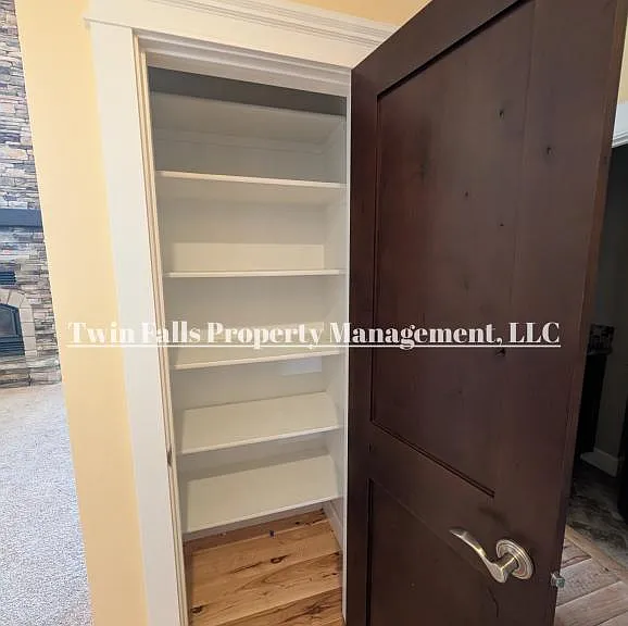 768 Sun Peak Way — Photo 25