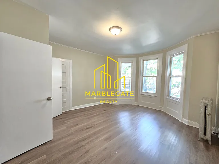 115-117 Seymour Ave #11 — Photo 5