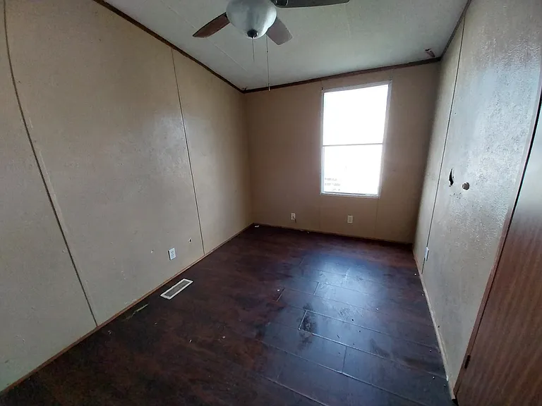 Sunset Ridge MHC — Photo 74
