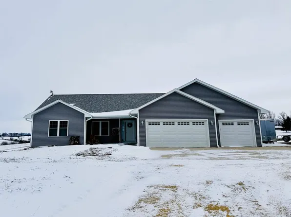 W5589 Sunset Hills Lane, Monroe, WI 53566