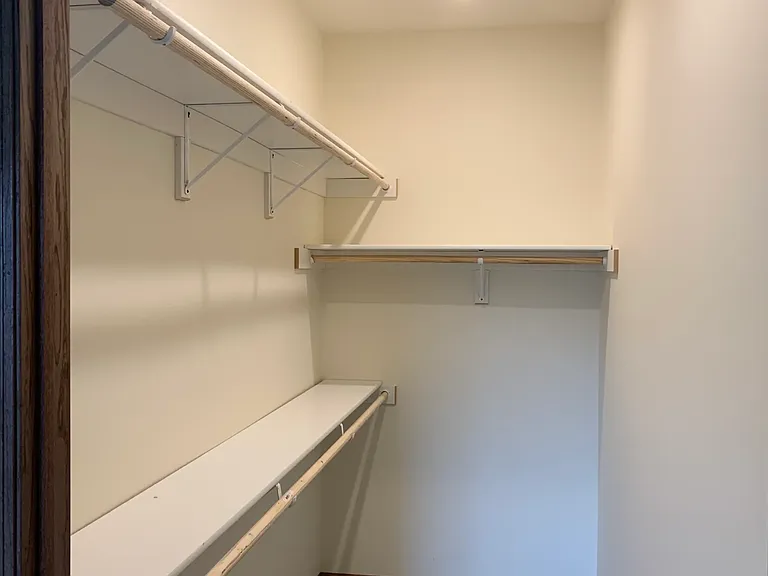 3715 Hohensee Dr — Photo 8