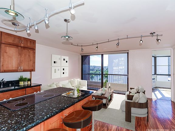 5th image of 320 Liliuokalani Ave APT 702