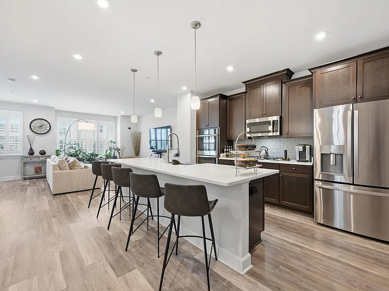 9553 Capital Ln #1 — Photo 33