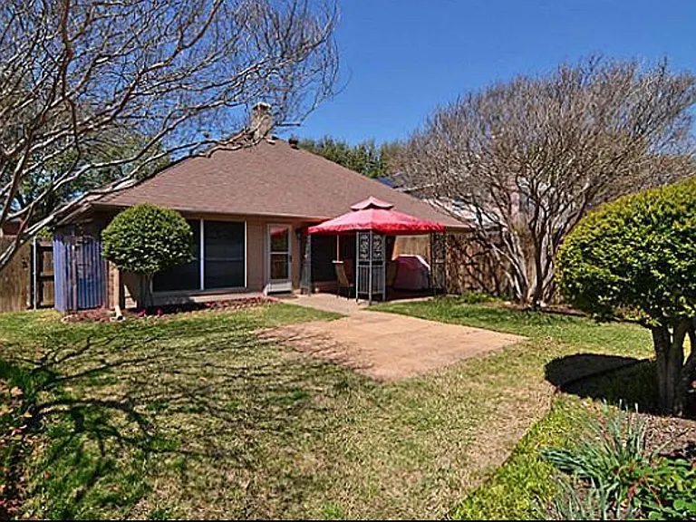 316 Stone Creek Dr — Photo 22