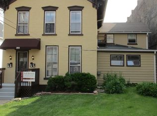 203 N Hamilton St APT 2F, Madison, WI 53703