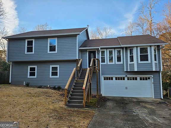 2nd image of 1157 Mountain Springs Dr NW
