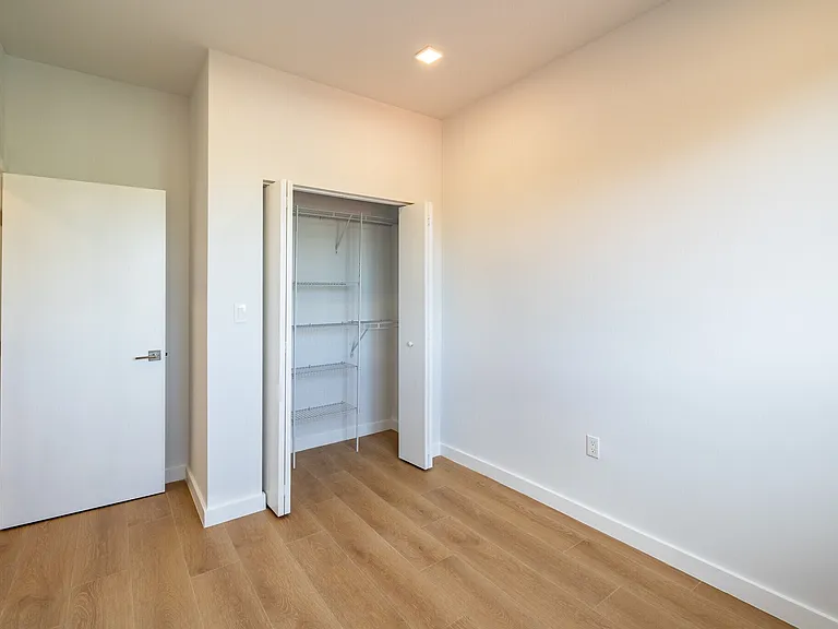 1376 SW 4th St #401 — Photo 9