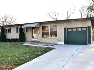 13 Olvera Cir, Florissant, MO 63031